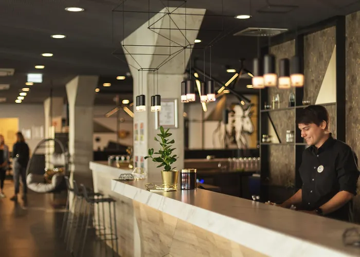 - The Niu, Coin Frankfurt Ostend By Ihg 3*