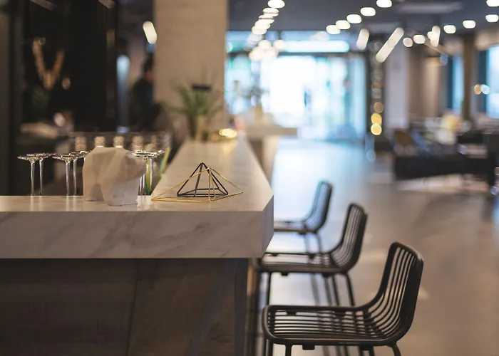 - The Niu, Coin Frankfurt Ostend By Ihg 3*