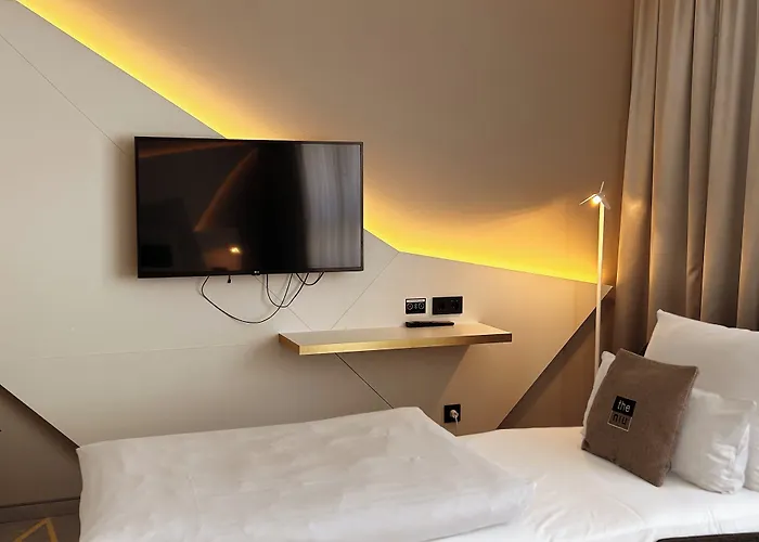 - The Niu, Coin Frankfurt Ostend By Ihg 3* Frankfurt am Main